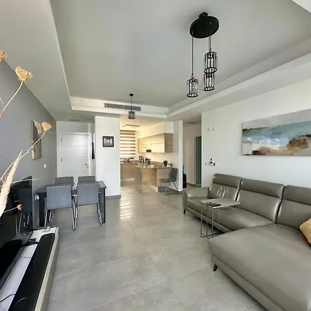 Charming 2 Bedroom Garden Getaway * Girne